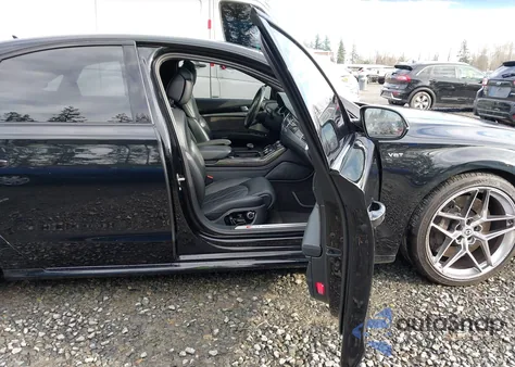 2016 Audi S8 4.0T Plus из США, поврежденный, VIN WUAJ5AFD9GN900529